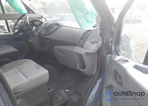 2019 Ford Transit-250 z USA, uszkodzony, nr VIN 1FTYR3XM6KKB28883